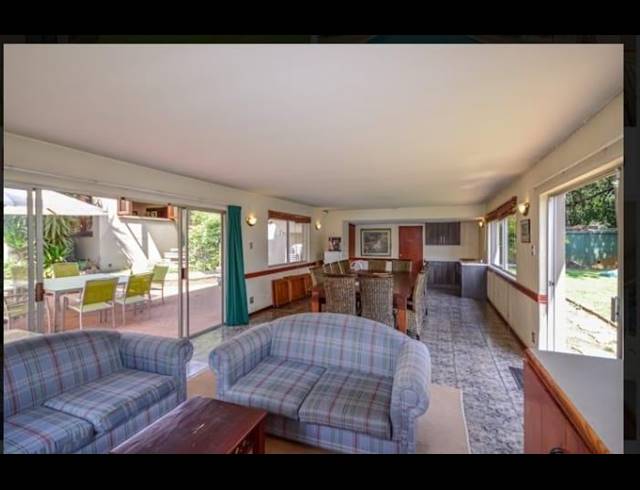 8 BEDROOM HOUSE FOR SALE IN ESSEXWOLD